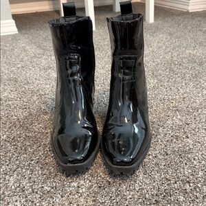 Diba Glossy Black Ankle Booties